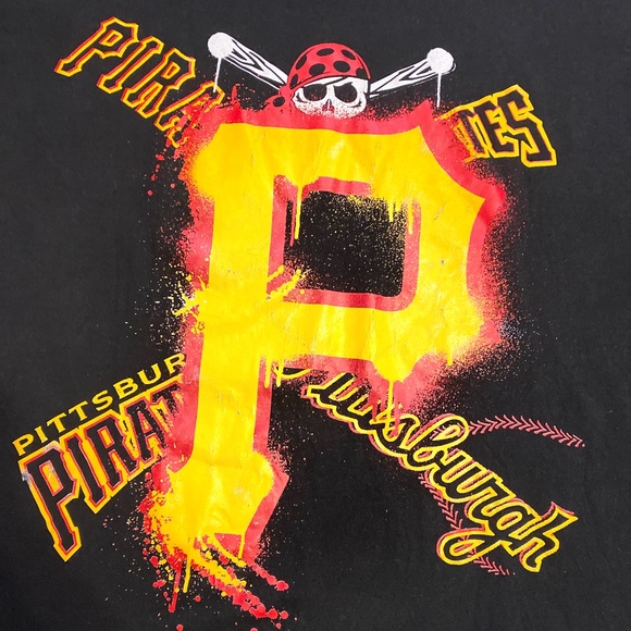 Men's Super Heavy Weight Pittsburgh Pirates T-Shirt - Picture 5 of 5